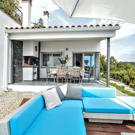 Casa Cuarenta Y Dos Calonge (Catalonia)